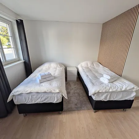 Feriehus Garden & Jacuzzi Oasis Ravsted