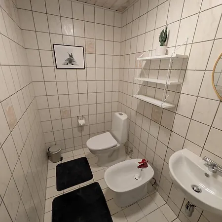 Feriehus Garden & Jacuzzi Oasis